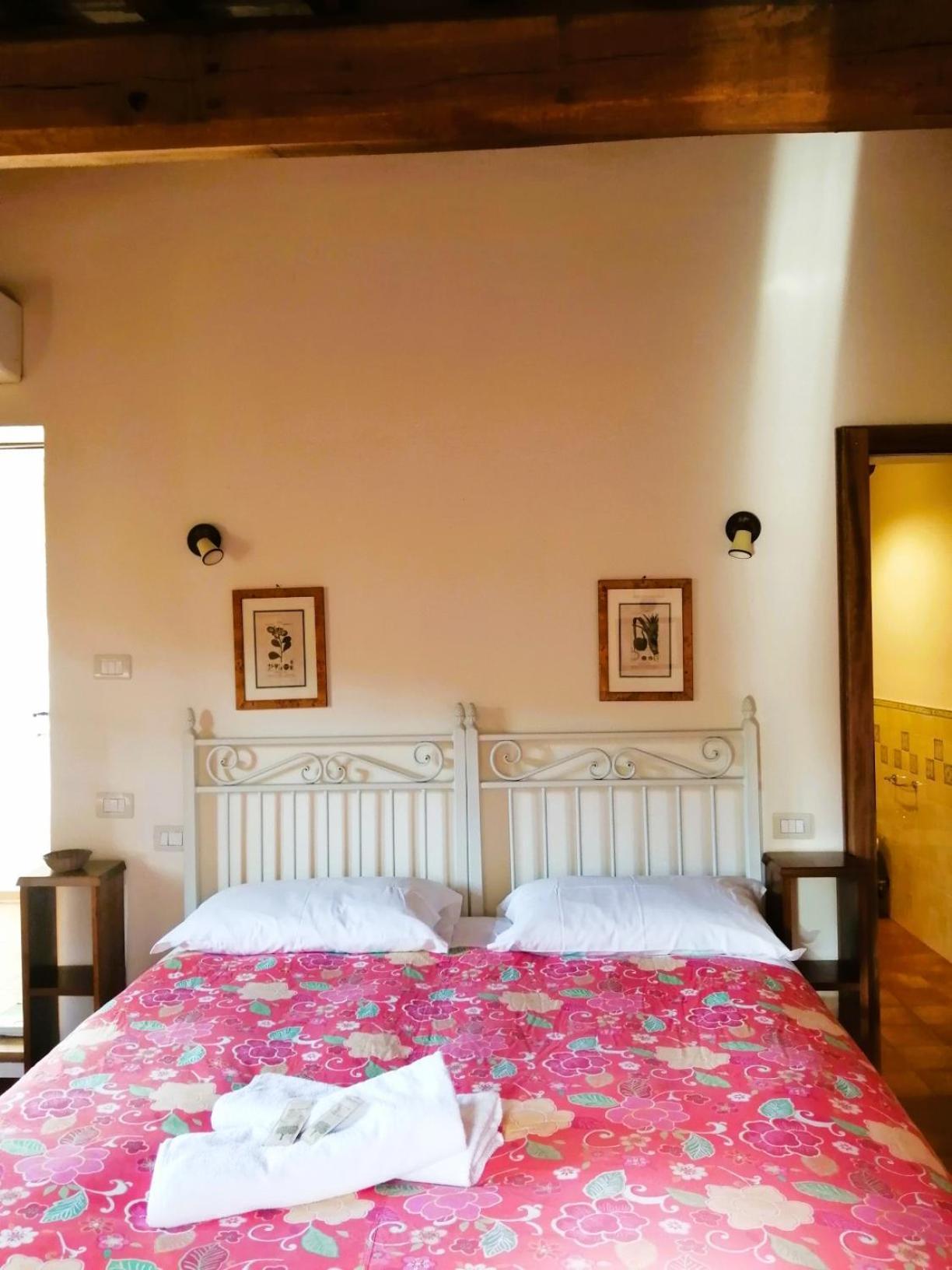 הוילה Tavernelle  I Casali Di Colle San Paolo מראה חיצוני תמונה